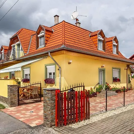 Holiday Home In Balatonmariafuerdo 19257 Holiday home Balatonujlak