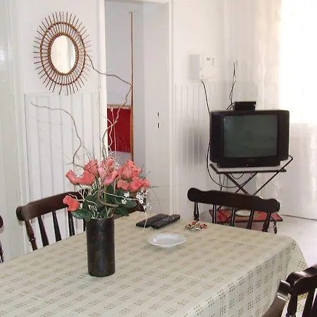 Holiday Home In Balatonmariafuerdo 19257 * Balatonujlak